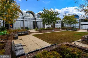 354 N St SW, Washington, DC 20024 - Photo 36