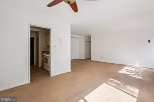 3900 Tunlaw Rd NW, Washington, DC 20007 - Photo 8