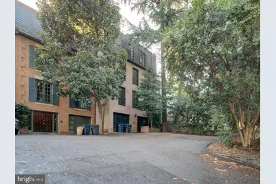 2142 Cathedral Avenue NW, Washington, DC 20008 - Photo 1