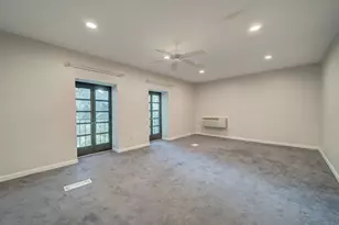 2142 Cathedral Ave NW, Washington, DC 20008 - Photo 52