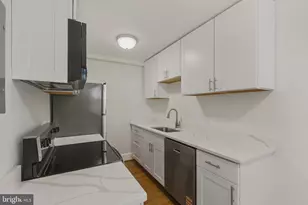 3051 Idaho Ave NW, Washington, DC 20016 - Photo 12