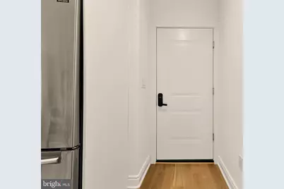 317 3rd Street SE #25, Washington, DC 20003 - Photo 4