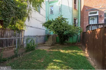 634 Irving Street NW, Washington, DC 20010 - Photo 32