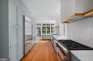 2912 Dumbarton St NW, Washington, DC 20007 - Photo 4