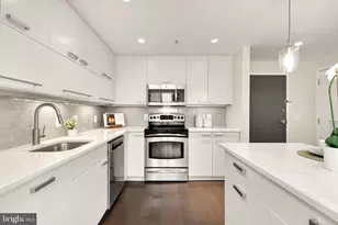 1010 Massachusetts Ave NW, Washington, DC 20001 - Photo 6