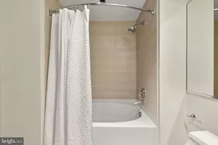 1010 Massachusetts Ave NW, Washington, DC 20001 - Photo 18