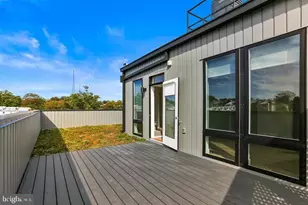 5230 Georgia Ave NW, Washington, DC 20011 - Photo 12