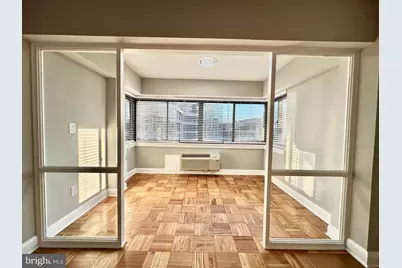 2141 I Street NW #702, Washington, DC 20037 - Photo 10