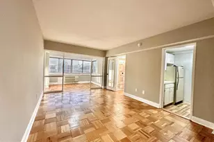 2141 I St NW, Washington, DC 20037 - Photo 2