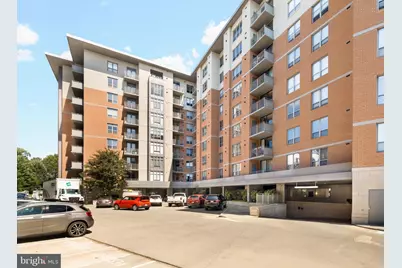 3883 Connecticut Avenue NW #111, Washington, DC 20008 - Photo 1