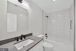 1992 Retta Gilliam Ct SE, Washington, DC 20020 - Photo 20