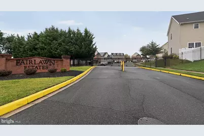 1992 Retta Gilliam Court SE, Washington, DC 20020 - Photo 2