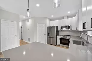 1992 Retta Gilliam Ct SE, Washington, DC 20020 - Photo 8