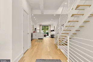 1205 10th St NW, Washington, DC 20001 - Photo 4