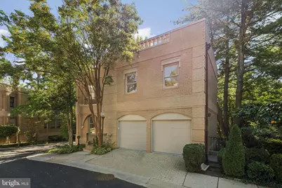 4730 Foxhall Crescent NW, Washington, DC 20007 - Photo 2