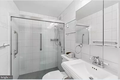 2475 Virginia Avenue NW #828, Washington, DC 20037 - Photo 10