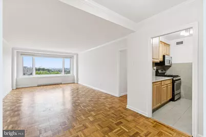 2475 Virginia Avenue NW #828, Washington, DC 20037 - Photo 4