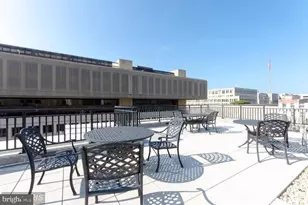 915 E St NW, Washington, DC 20004 - Photo 16