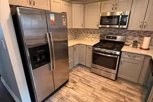 836 Hr Dr SE, Washington, DC 20032 - Photo 2