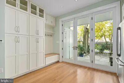 1819 Wyoming Avenue NW, Washington, DC 20009 - Photo 14