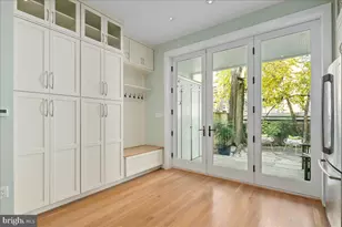 1819 Wyoming Ave NW, Washington, DC 20009 - Photo 14