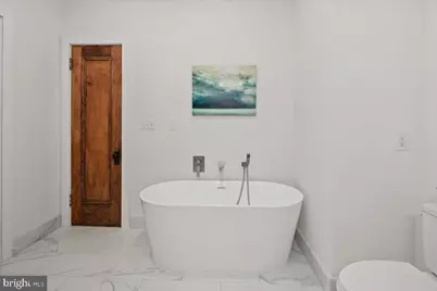 1819 Wyoming Avenue NW, Washington, DC 20009 - Photo 24