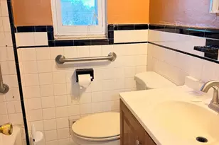 1001 30th St SE, Washington, DC 20019 - Photo 12