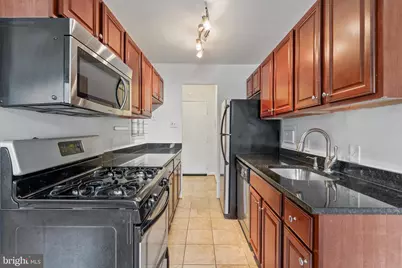 3000 7th Street NE #124, Washington, DC 20017 - Photo 8