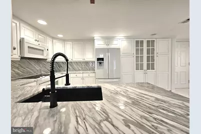 1080 Wisconsin Avenue NW #103/104, Washington, DC 20007 - Photo 4