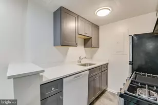 1722 28th St SE, Washington, DC 20020 - Photo 4