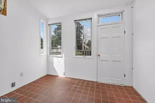 1656 33rd St NW, Washington, DC 20007 - Photo 6