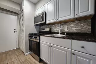 122 O St SW, Washington, DC 20024 - Photo 8