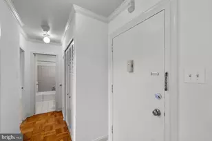 4000 Tunlaw Rd NW, Washington, DC 20007 - Photo 8