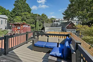 1404 Massachusetts Ave SE, Washington, DC 20003 - Photo 32