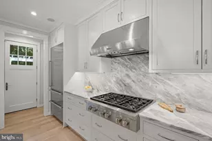 3507 Woodley Rd NW, Washington, DC 20016 - Photo 8