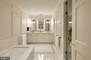 2927 44th St NW, Washington, DC 20016 - Photo 24