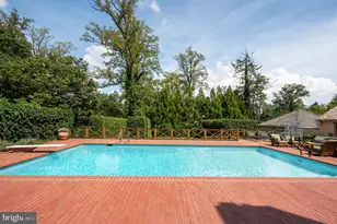 2927 44th St NW, Washington, DC 20016 - Photo 32