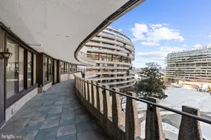 2500 Virginia Ave NW, Washington, DC 20037 - Photo 10