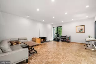 2855 Davenport St NW, Washington, DC 20008 - Photo 4