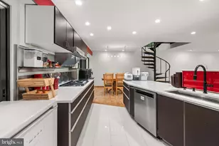 2855 Davenport St NW, Washington, DC 20008 - Photo 8