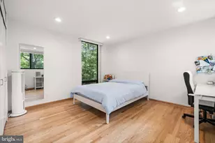 2855 Davenport St NW, Washington, DC 20008 - Photo 32