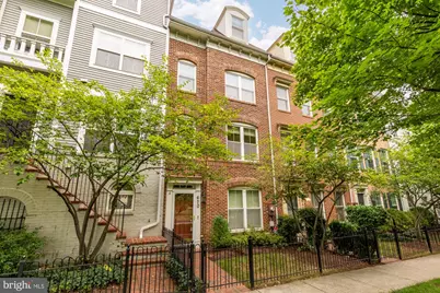 670 9th Street SW, Washington, DC 20024 - Photo 1