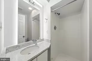 2519 I St NW, Washington, DC 20037 - Photo 68