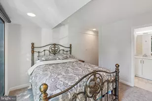 2519 I St NW, Washington, DC 20037 - Photo 22