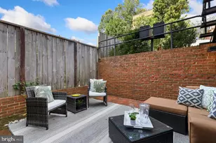 2519 I St NW, Washington, DC 20037 - Photo 40