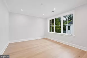 2916 Chesapeake St NW, Washington, DC 20008 - Photo 36