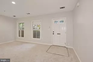 648 C St NE, Washington, DC 20002 - Photo 4