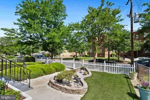 3023 K St SE, Washington, DC 20019 - Photo 12