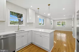 5916 8th St NE, Washington, DC 20011 - Photo 6