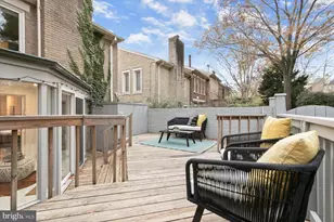 4297 Embassy Park Dr NW, Washington, DC 20016 - Photo 14